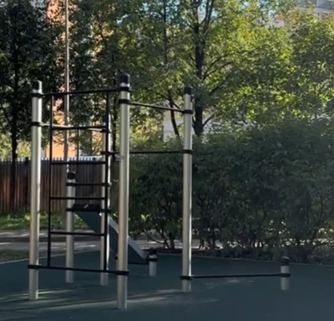 Спортивная площадка в Таганском районе